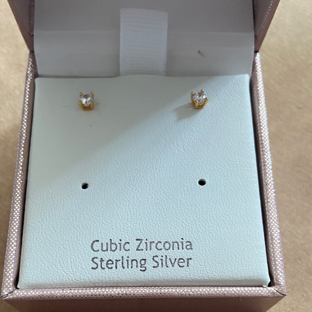 Elegant Sterling Cubic Zirconia Stud Earrings